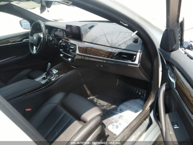WBAJA7C55KG910932 BMW 5 Series 530i Xdrive