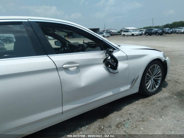 WBAJA7C55KG910932 BMW 5 Series 530i Xdrive