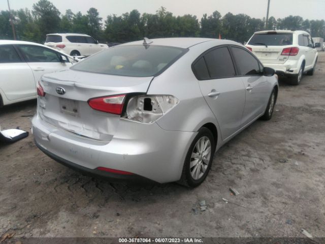 KNAFX4A63F5381576 KIA FORTE LX