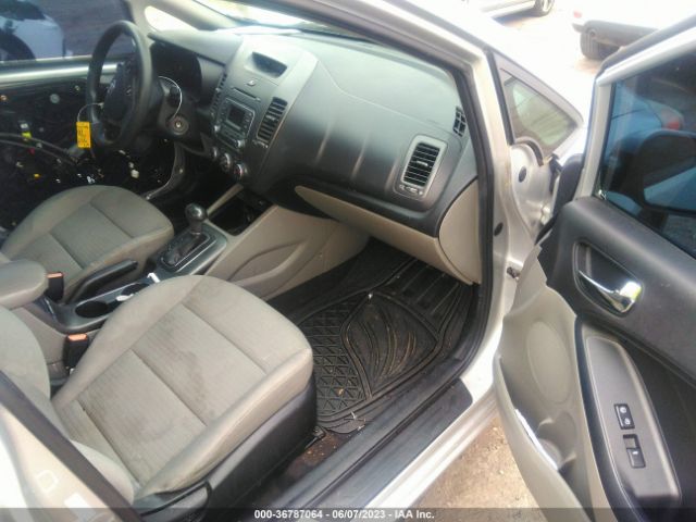 KNAFX4A63F5381576 KIA FORTE LX