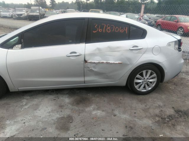 KNAFX4A63F5381576 KIA FORTE LX