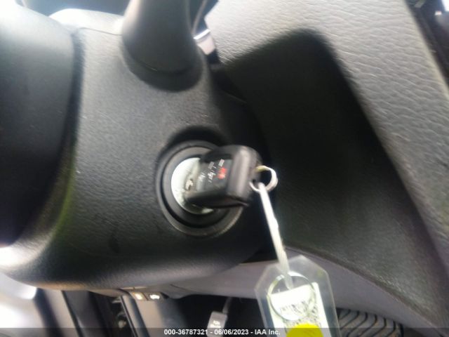 JN1BJ1AV4MW300684 Nissan Rogue Sport S