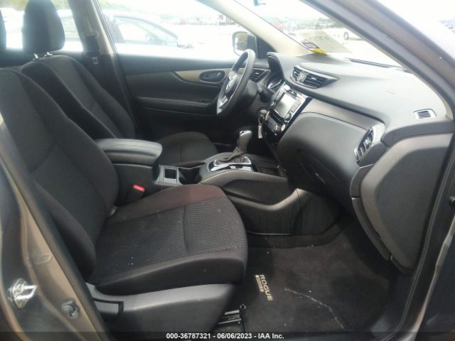 JN1BJ1AV4MW300684 Nissan Rogue Sport S