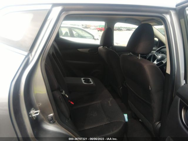 JN1BJ1AV4MW300684 Nissan Rogue Sport S