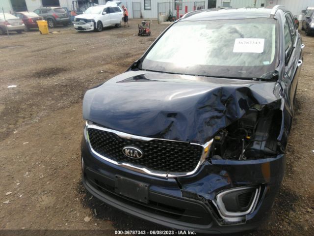 5XYPGDA32GG168768 KIA SORENTO LX