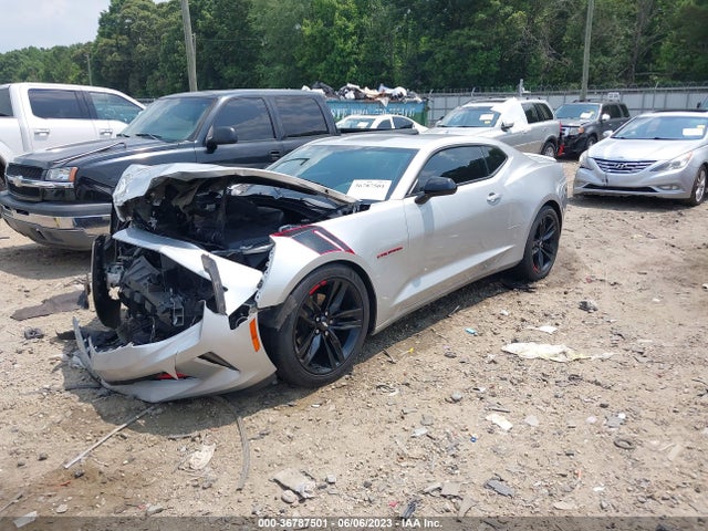 Chevrolet Camaro 1lt 2018 1G1FB1RS2J0190313 Image 2