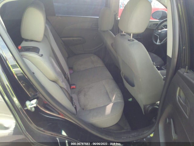 Chevrolet SONIC LS 2015 1G1JB6SHXF4162068 Image 8