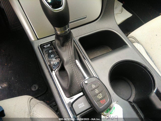 Hyundai SONATA SE 2017 5NPE24AF6HH497032 Image 11