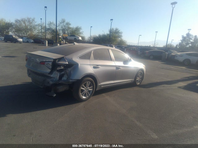 Hyundai SONATA SE 2017 5NPE24AF6HH497032 Image 4