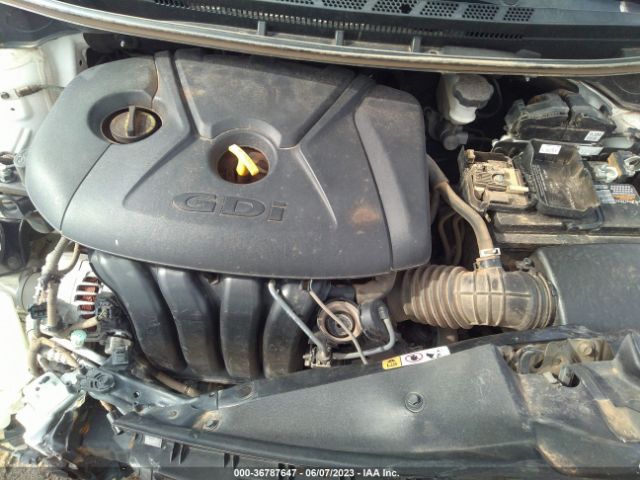 KNAFK5A81G5527089 KIA Forte 5-door Lx