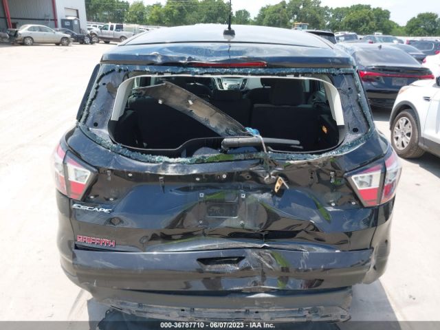 1FMCU0F77JUD28804 Ford ESCAPE S