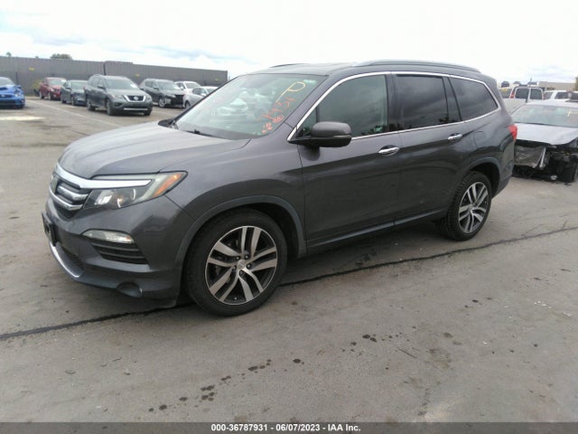 Honda Pilot Touring 2017 5FNYF5H90HB045681 Image 2