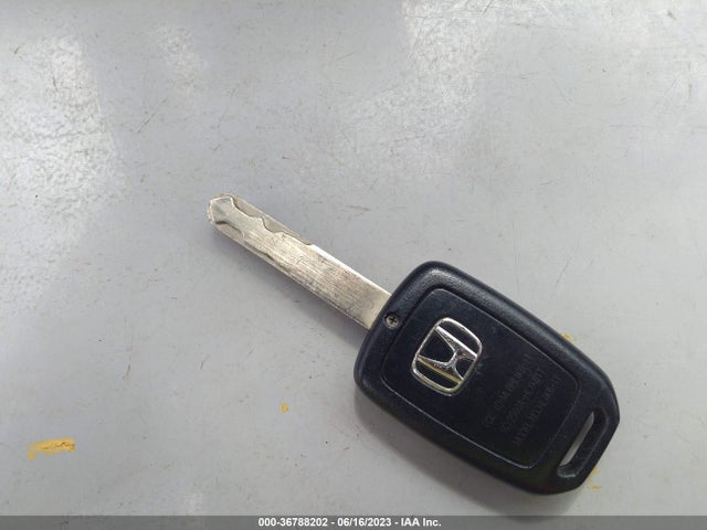 Honda FIT LX 2016 JHMGK5H57GX022180 Image 3