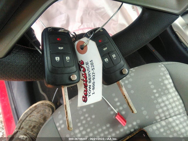 Chevrolet SONIC LS 2015 1G1JA5SH0F4116259 Image 3