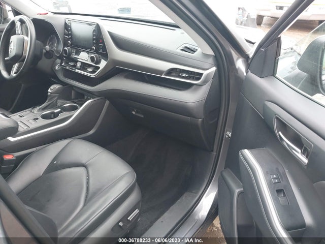 Toyota Highlander Xle 2022 5TDHZRAH8NS091895 Image 5