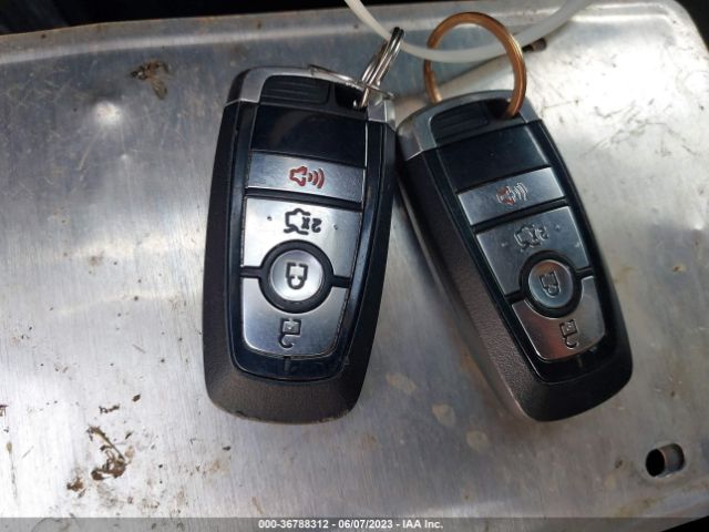 3FA6P0H72JR176286 Ford FUSION SE