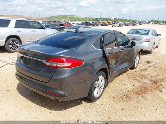 3FA6P0H72JR176286 Ford FUSION SE