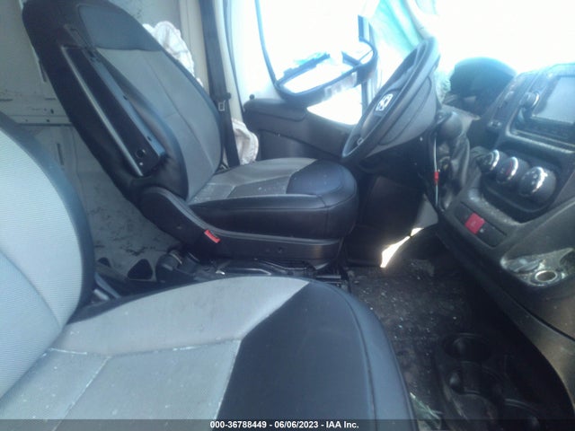 3C6TRVBG4KE565928 RAM Promaster Cargo Van