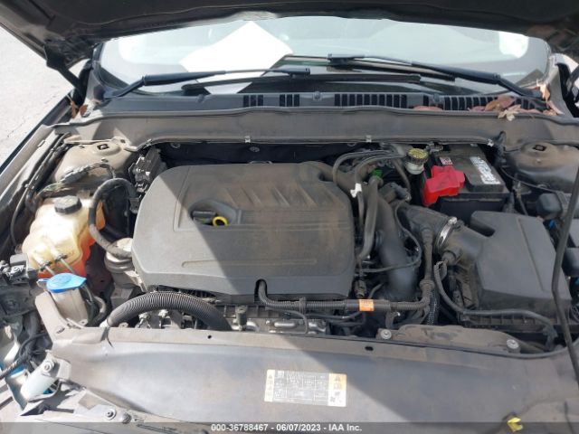 3FA6P0HD7FR139165 Ford FUSION SE