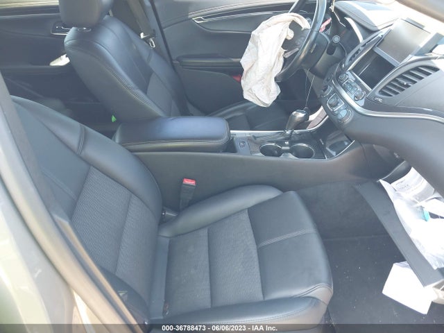 Chevrolet IMPALA 1LT 2018 2G1105S37J9111296 Image 5