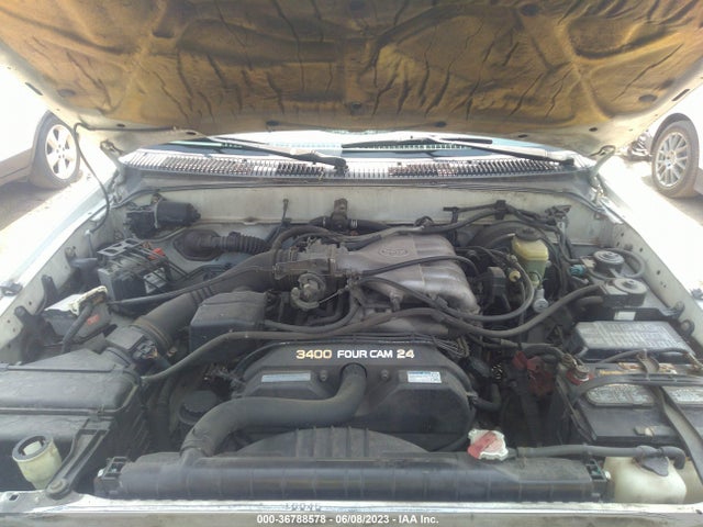 1998 TOYOTA TACOMA VIN: 4TAWN72N5WZ010147