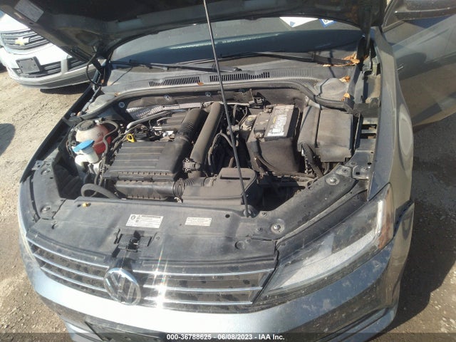 3VW2B7AJ5JM234052 Volkswagen Jetta 1.4t S