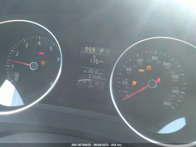 3VW2B7AJ5JM234052 Volkswagen Jetta 1.4t S