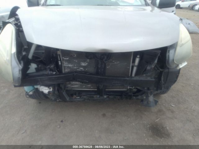 JN8AS5MT6FW663745 Nissan Rogue Select S