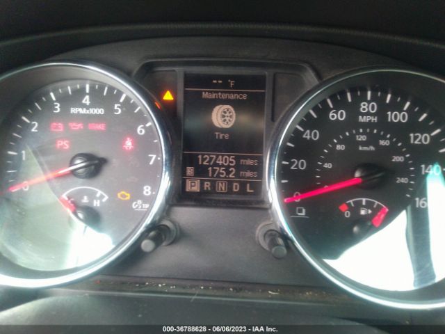 JN8AS5MT6FW663745 Nissan Rogue Select S