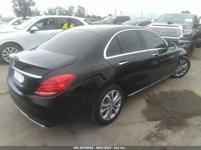 55SWF4JB8FU083590 Mercedes-Benz C-class C 300