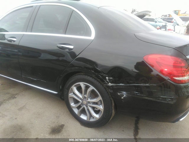 55SWF4JB8FU083590 Mercedes-Benz C-class C 300