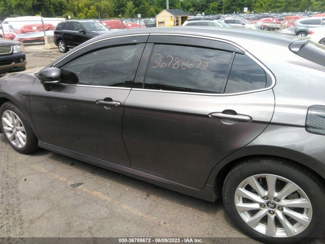 2020 TOYOTA CAMRY LE VIN: 4T1L11AK7LU932382