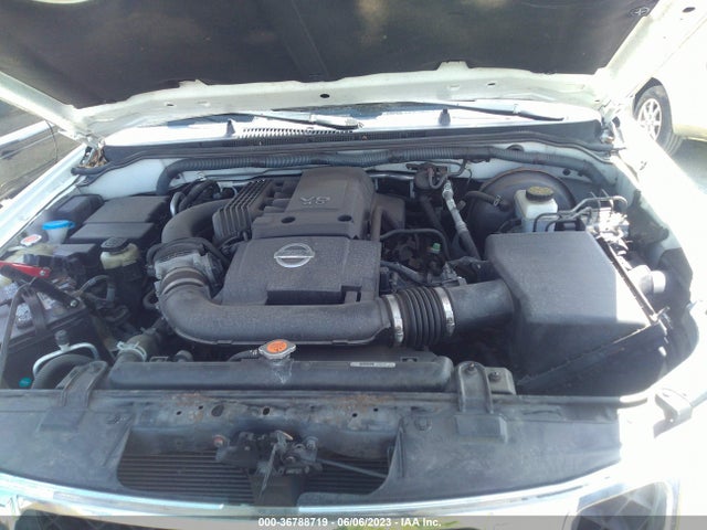 2010 NISSAN PATHFINDER SE VIN: 5N1AR1NB1AC627215