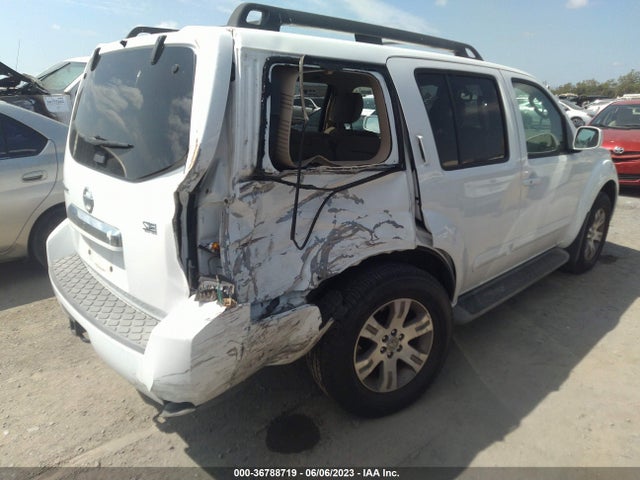 2010 NISSAN PATHFINDER SE VIN: 5N1AR1NB1AC627215