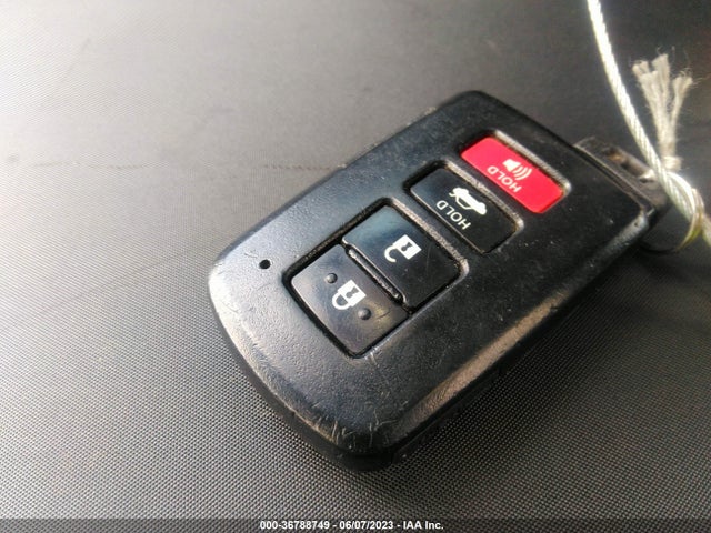 Toyota Corolla L/le/xle/se 2017 5YFBURHE9HP647063 Image 3