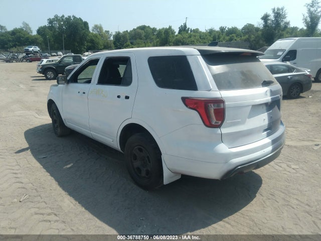 Ford UTILITY POLICE 2016 1FM5K8AR3GGC72843 Image 4