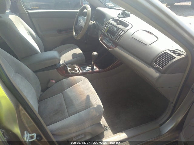 2002 TOYOTA CAMRY LE/SE/XLE VIN: 4T1BE32K02U044999