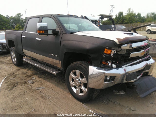 2017 1GC1KWEY0HF206587 main image