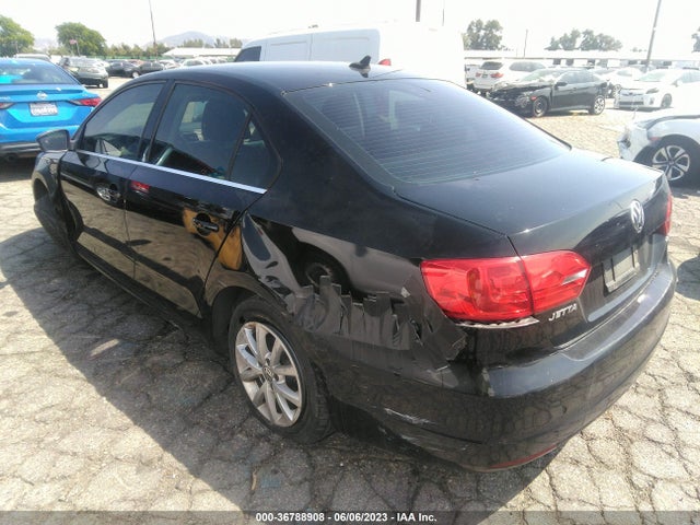 2013 VOLKSWAGEN JETTA SEDAN SE W/CONVENIENCE VIN: 3VWDP7AJ1DM302829