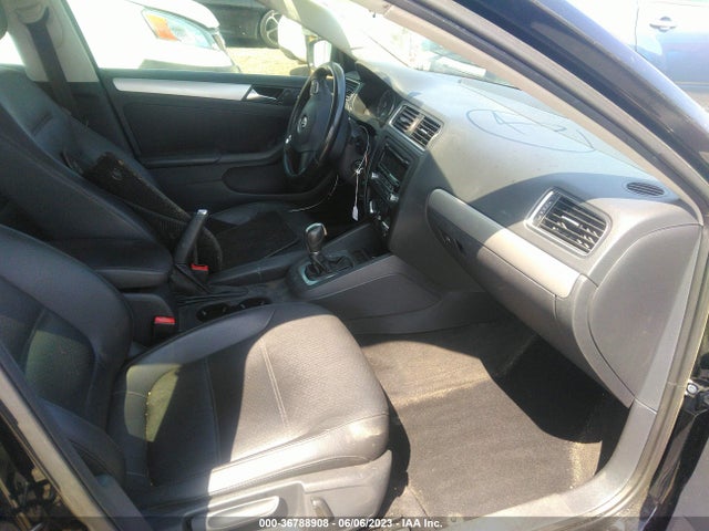 2013 VOLKSWAGEN JETTA SEDAN SE W/CONVENIENCE VIN: 3VWDP7AJ1DM302829