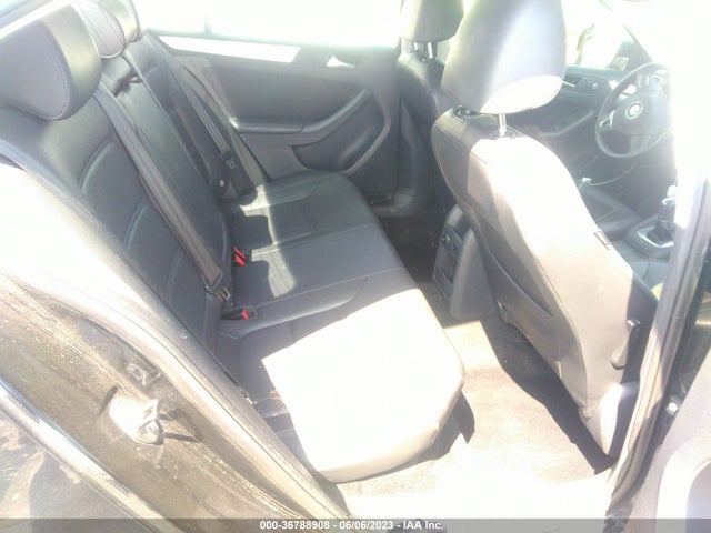 2013 VOLKSWAGEN JETTA SEDAN SE W/CONVENIENCE VIN: 3VWDP7AJ1DM302829