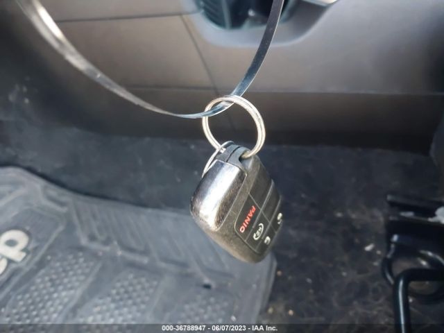 ZACCJAAT6GPC87017 Jeep Renegade Sport