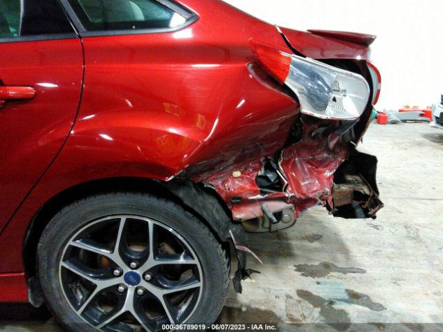 1FADP3F29FL348111 Ford FOCUS SE