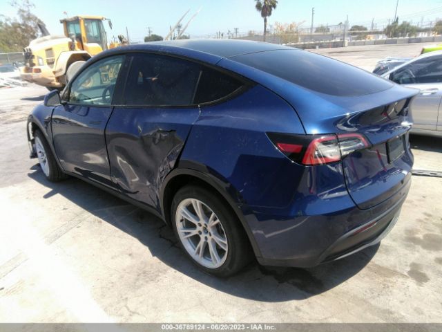 7SAYGDEE2NF411471 Tesla Model Y Long Range