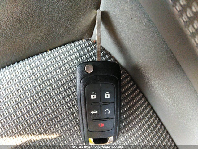 Chevrolet MALIBU LT 2015 1G11C5SL3FU102970 Image 3