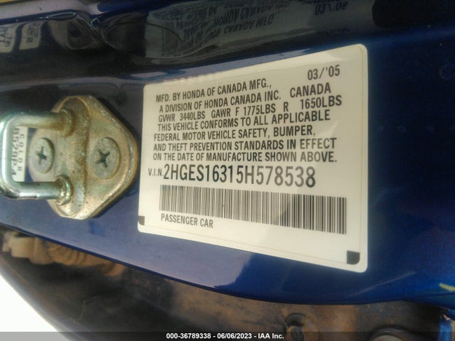 2005 HONDA CIVIC SDN VP VIN: 2HGES16315H578538