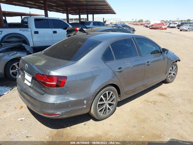 3VWD67AJ4GM374020 Volkswagen Jetta Sedan 1.4t Se