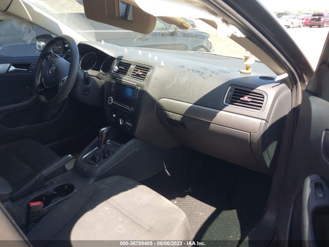 3VWD67AJ4GM374020 Volkswagen Jetta Sedan 1.4t Se