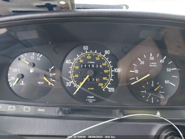 1983 MERCEDES-BENZ 300 DT VIN: WDBAB33A5DB031466