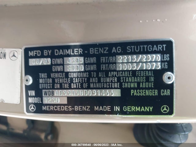 1983 MERCEDES-BENZ 300 DT VIN: WDBAB33A5DB031466